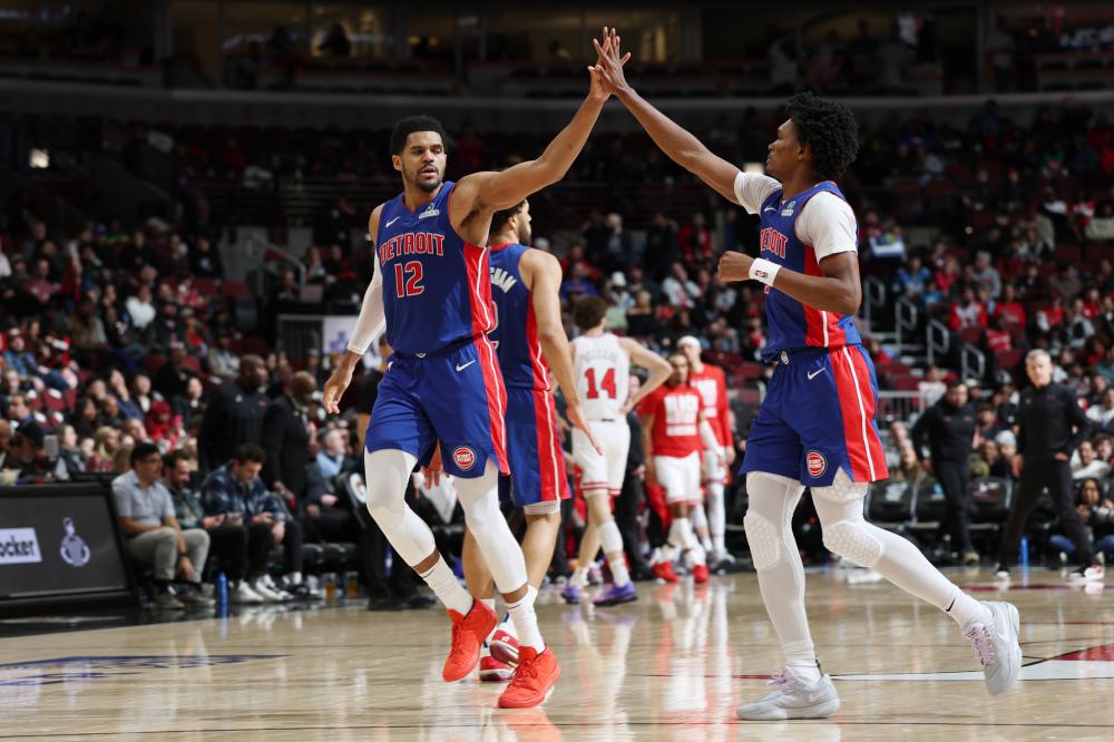 加强了对球 加强了对球