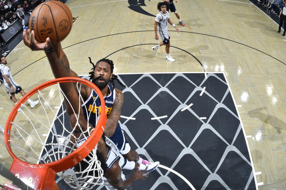 的舞台上 的舞台上