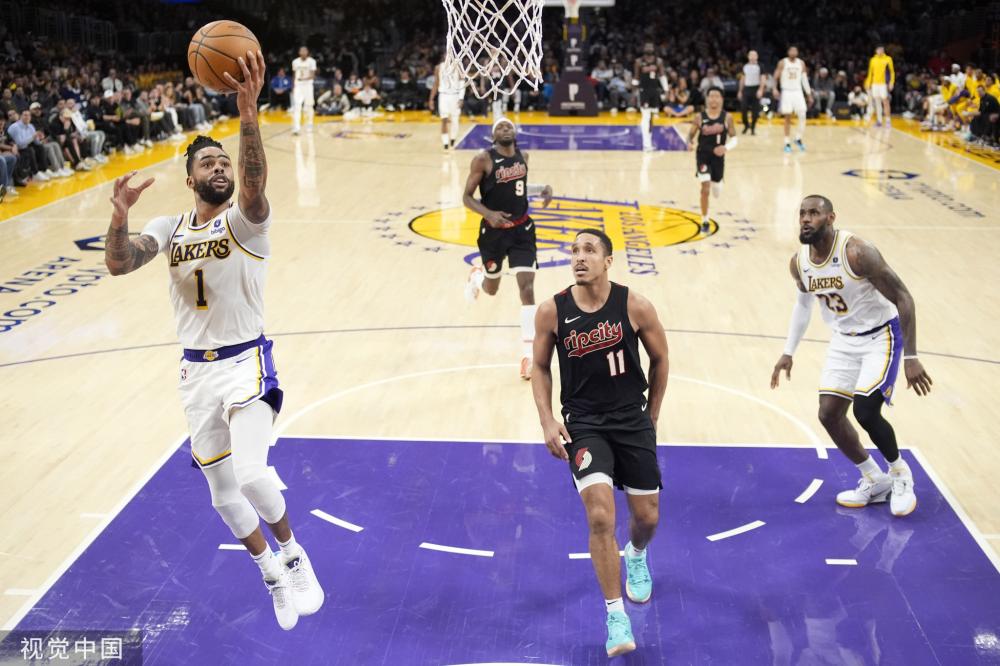 斯在世界足 斯在世界足