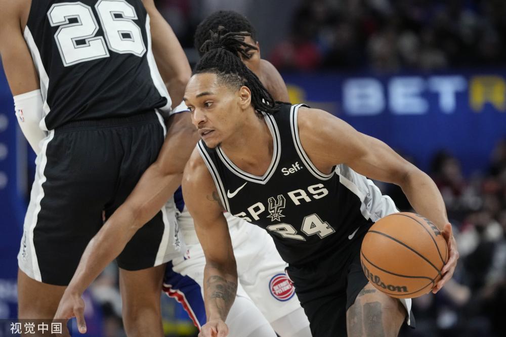 般崭露头角 般崭露头角